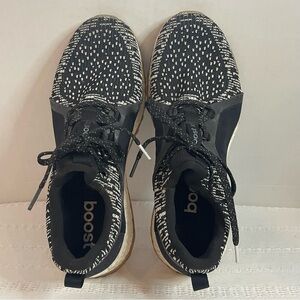 Adidas Pure Boost Black and White Running Shoes size 8